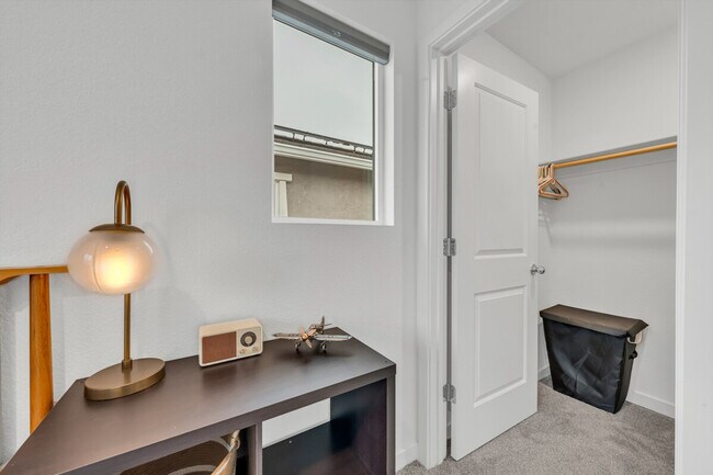 Building Photo - 6001 San Rafael Ln