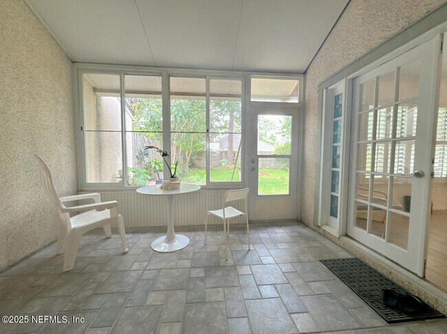 Building Photo - 3548 Tiara Way W