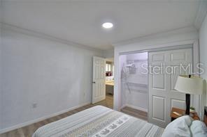 Building Photo - 2405 Roslyn Ln