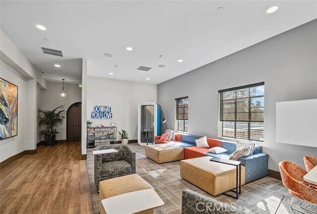 Building Photo - 12358 Primrose Ave