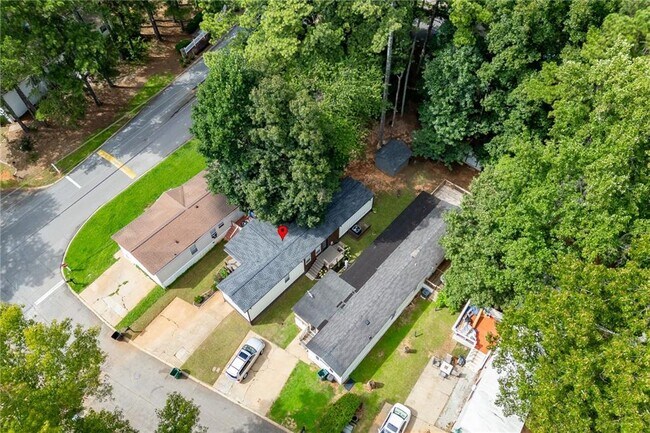 Building Photo - 3685 Fir Dr