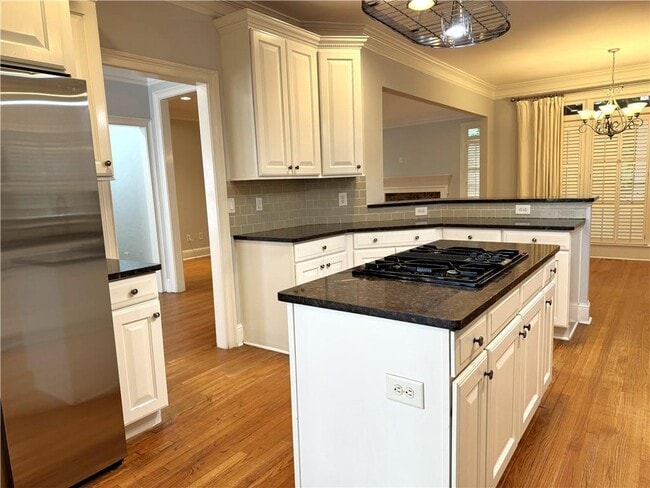 Building Photo - 871 Lenox Ct NE