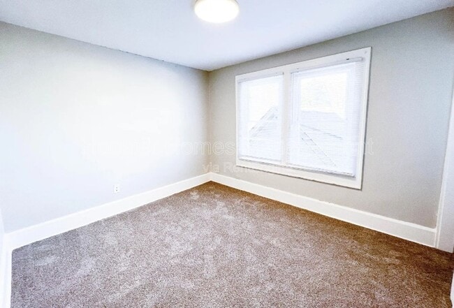 Building Photo - 431 N Colorado Ave