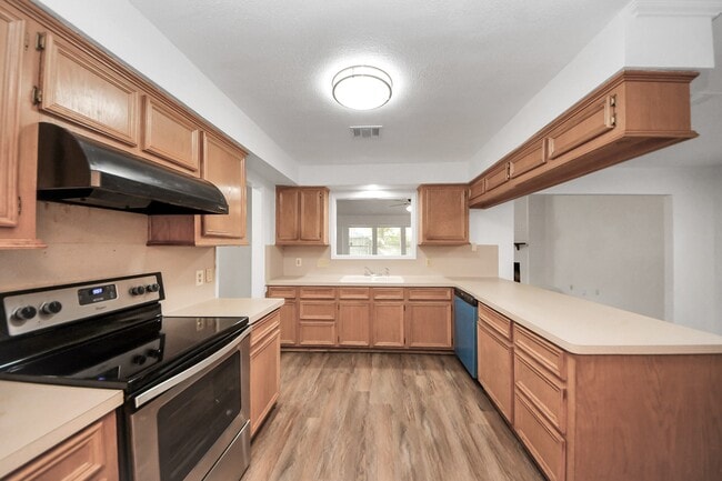 Building Photo - 5306 Mossgrey Ln