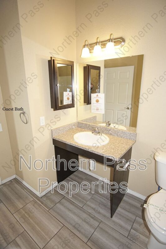 Building Photo - 8685 N Loop Dr