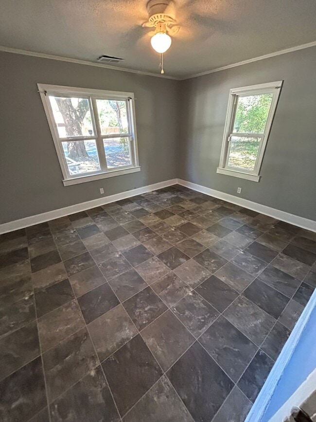 Building Photo - Coming Soon!