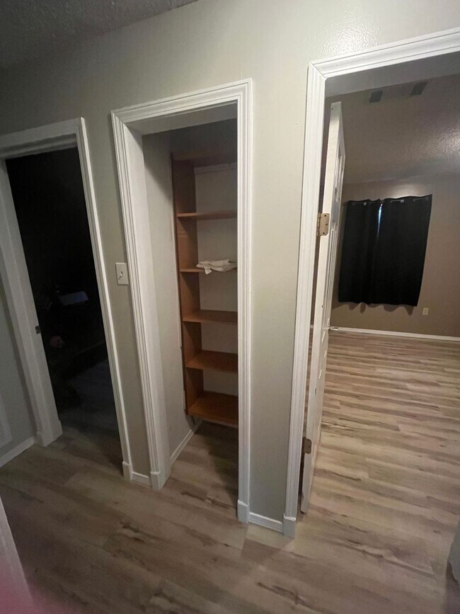 Building Photo - Come take a look at this 3-bedroom 2-bath home in Dover.