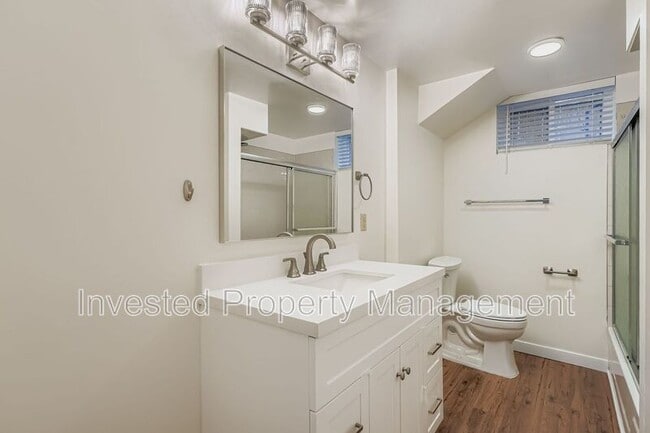 Building Photo - 4334 E 18th Ave