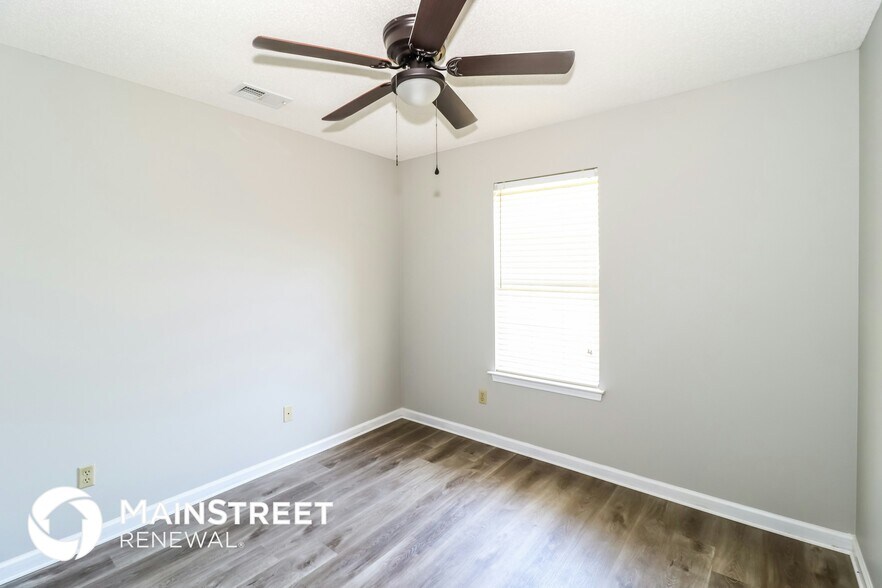 Building Photo - 2759 Colonial Towers Dr