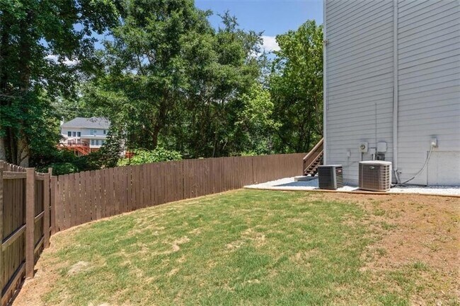 Building Photo - 3360 Pierce Arrow Cir