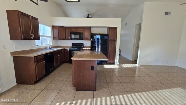 Building Photo - 5153 W Wescott Dr