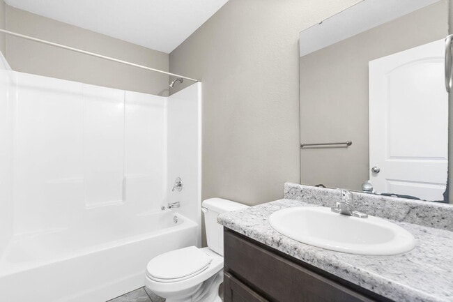 Building Photo - 1115 S Tanner Dr