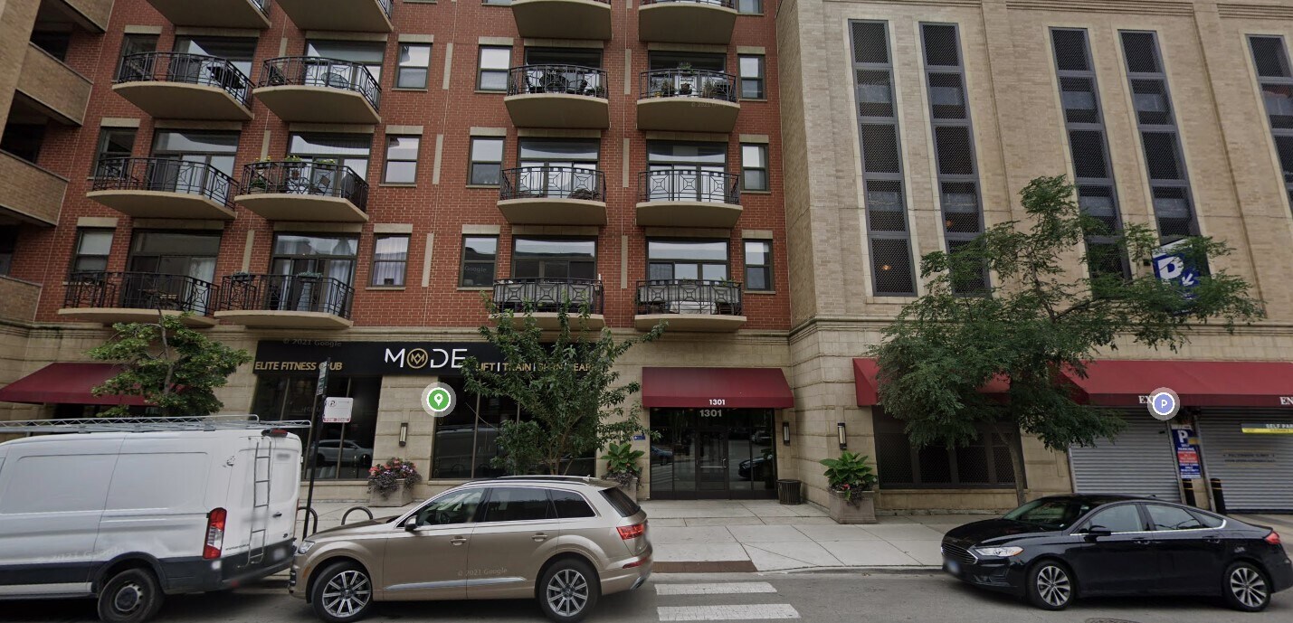 Building Photo - 1301 W Madison St