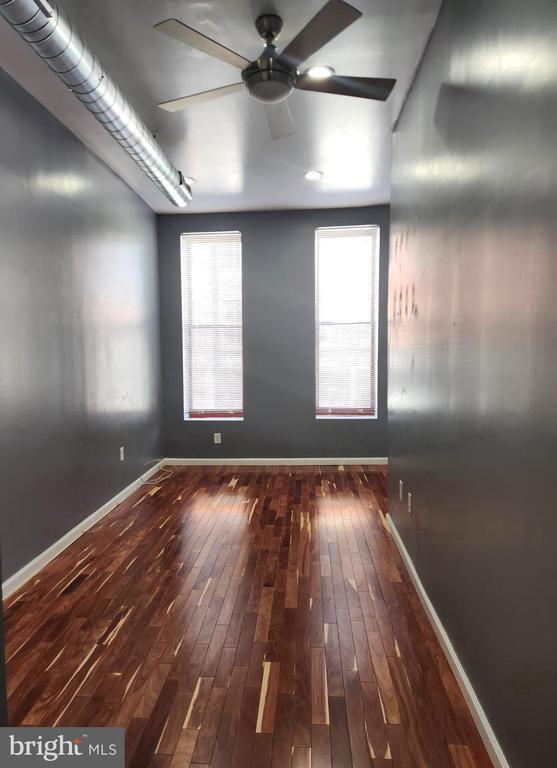 Building Photo - 1421 W Baltimore St