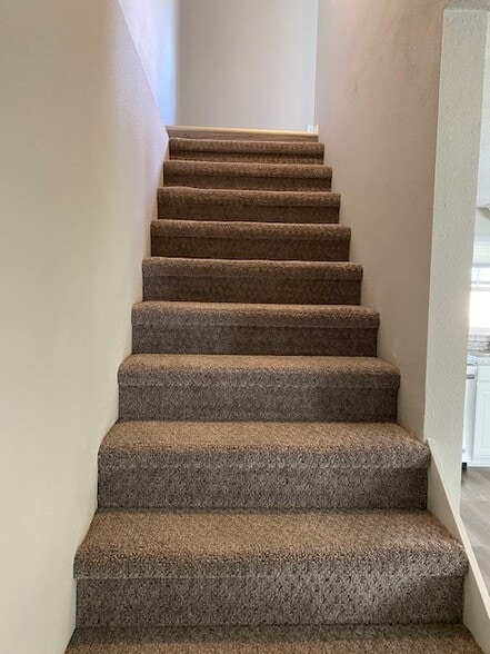 Building Photo - 430 W. 7th St