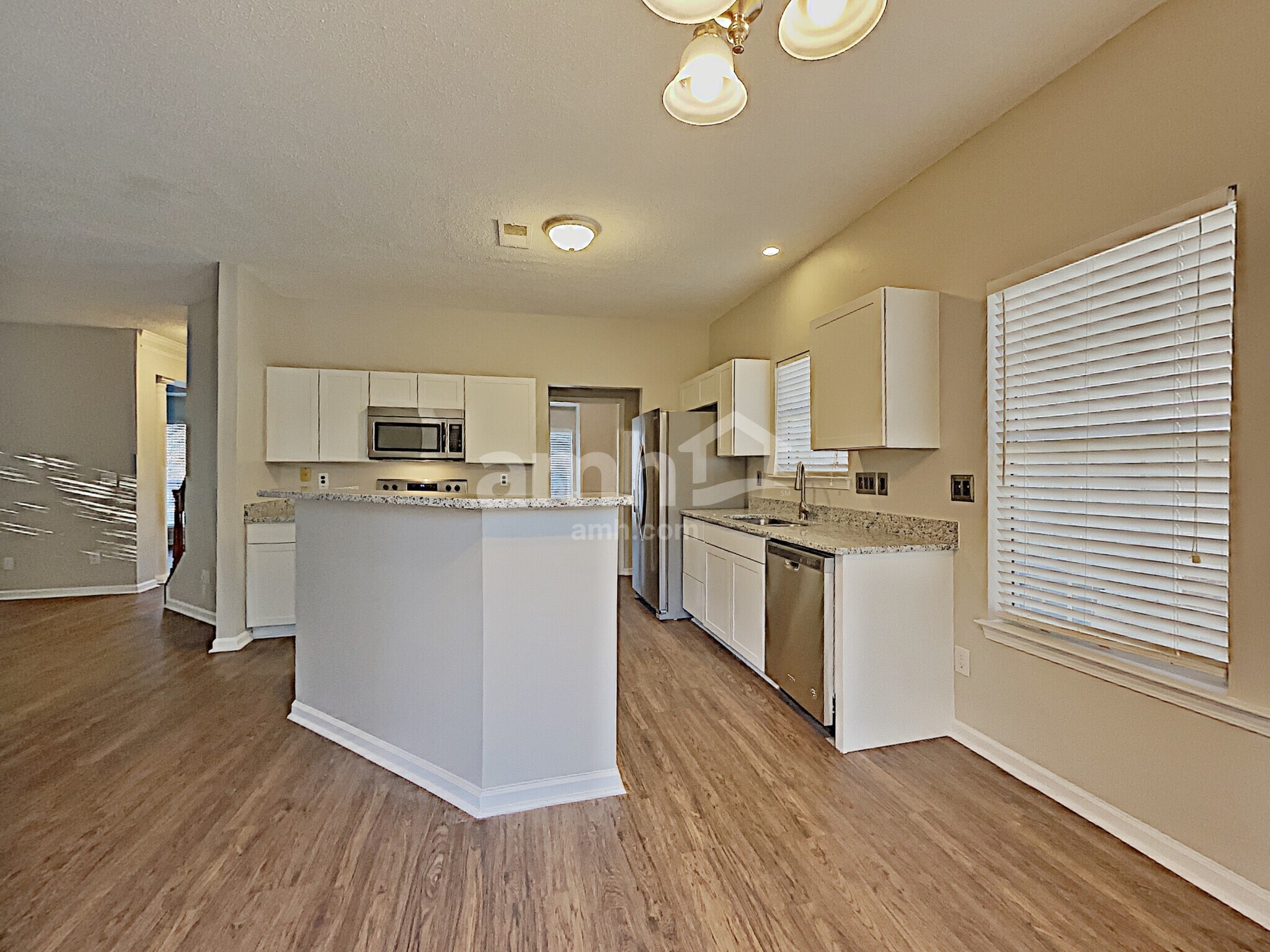 Building Photo - 1301 Sweetgum Ln