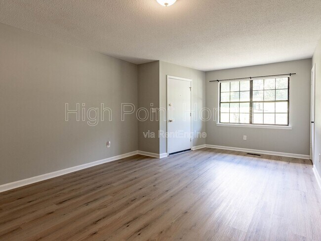 Building Photo - 388 Smitherman Rd