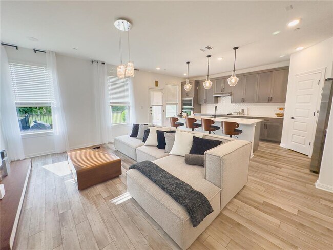 Building Photo - 2725 Woodall Dr