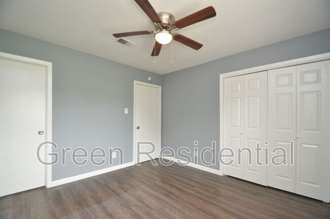 Building Photo - 7311 Bridle Path Dr