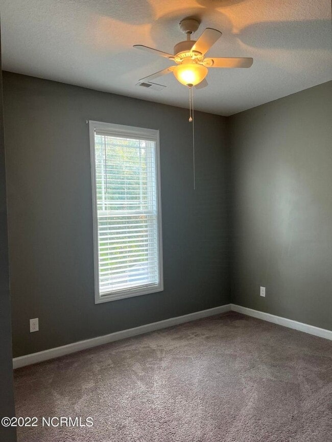 Building Photo - Welcome to Dairyfarm Road!