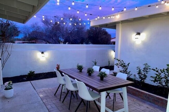 Building Photo - 7441 E Century Dr