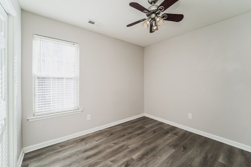 Building Photo - 6109 Spanish Moss Ln