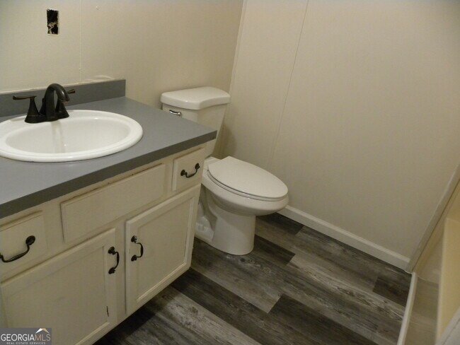 Building Photo - 174 Bell Acres Rd