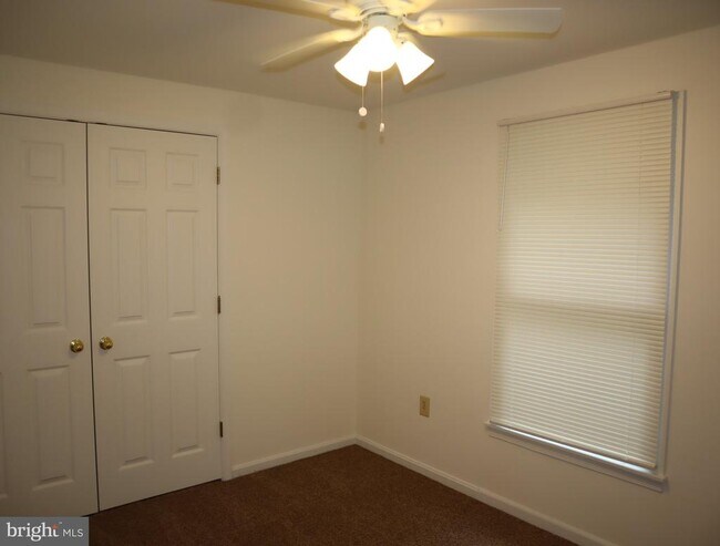 Building Photo - 1108 Middleneck Dr