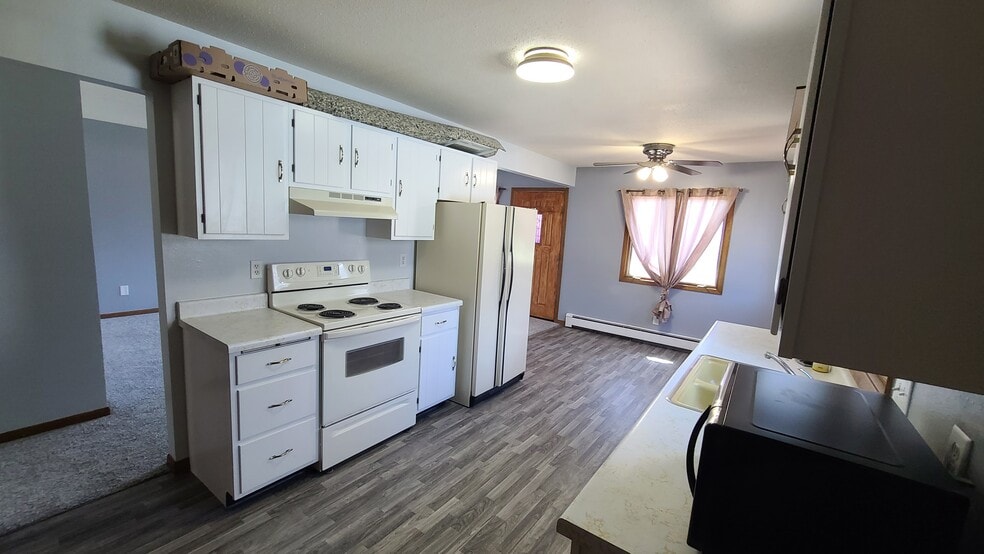 Building Photo - 1610 16th St S