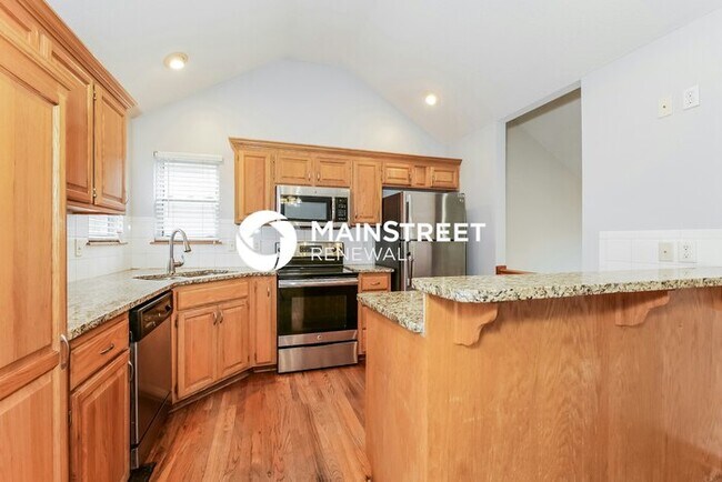 Building Photo - 4 Bedroom Pet-Friendly Home in Grain Valley, MO with Main Street Renewal