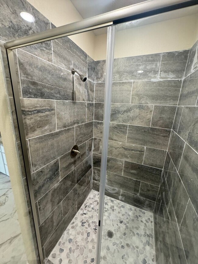 Building Photo - 3/2/2 NO Water Bill -  Fenced Yard - GATED - Peaster ISD -