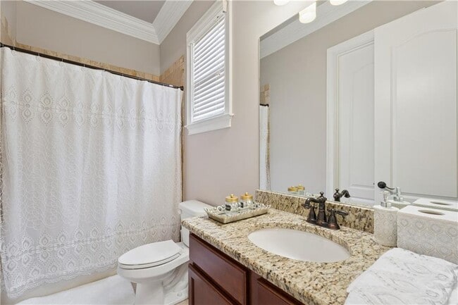 Building Photo - 2660 Springbluff Ct NE