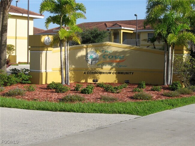 Building Photo - 8416 Bernwood Cove Loop