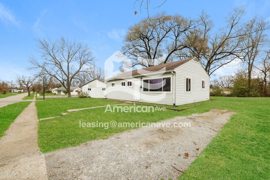 Building Photo - 5021 Marburn Ave