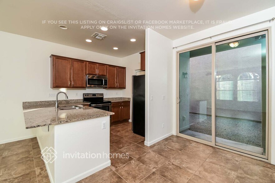 Building Photo - 3386 E Liberty Ln