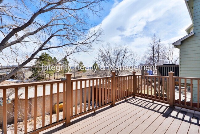 Building Photo - 4812 N Silverlace Dr