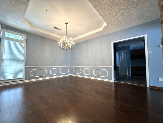 Building Photo - Gorgeous Home on the Lake in Lakeland!!