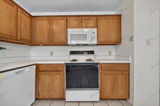 Building Photo - 3728 Chaddybrook Ln