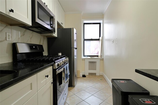 Building Photo - 34-20 78th St