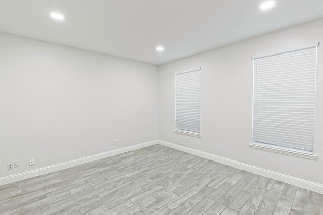 Building Photo - 9900 Presthope Dr