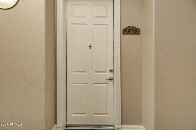 Building Photo - 5450 E Deer Valley Dr