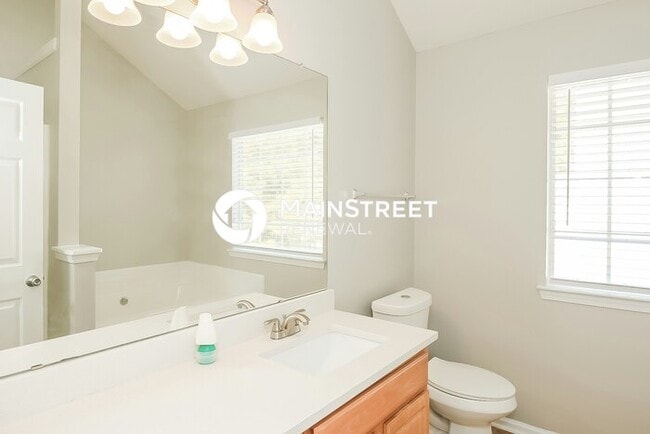 Building Photo - 3 Bedroom Pet-Friendly Home in Union City, GA with Main Street Renewal