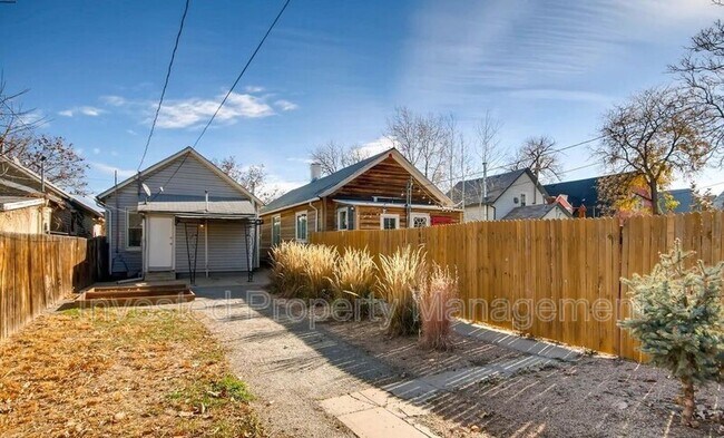 Building Photo - 4675 Columbine St