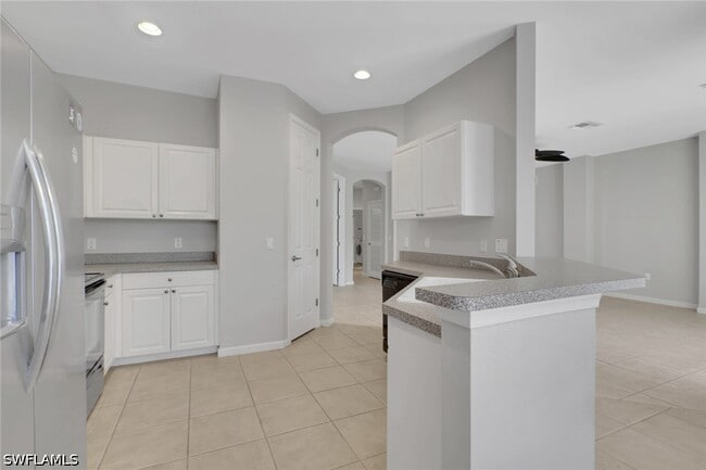 Building Photo - 7844 Clemson St