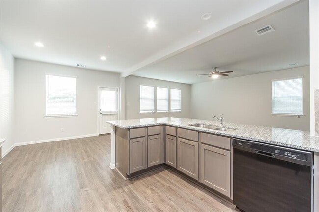 Building Photo - 3026 Orchid Ranch Dr