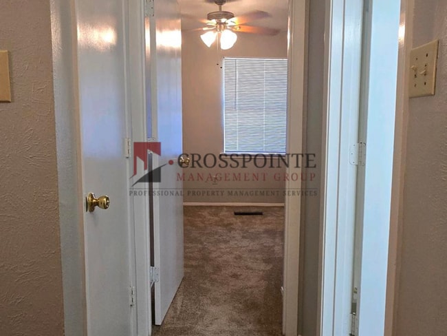 Building Photo - Available Now! Spacious 2-Bedroom, 1.5-Bath Townhome in White Oak!