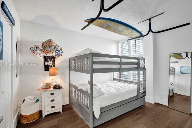 Building Photo - 1391 S Ocean Blvd