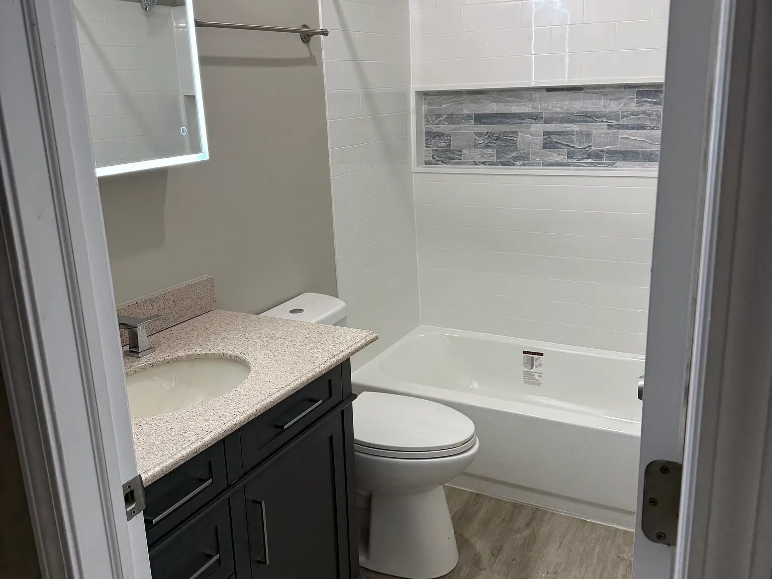 Building Photo - 7806 Barkwood Dr