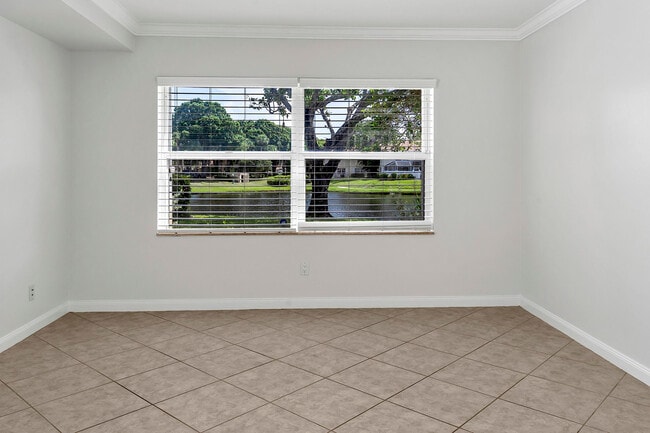 Building Photo - 8159 Andover Ct