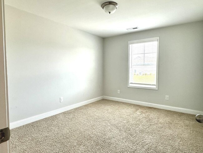 Building Photo - 263 Union St